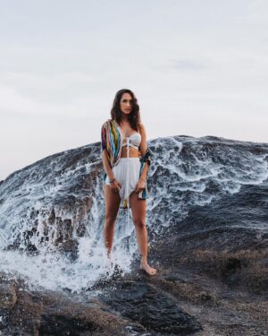 Maiara Walsh Instagram - 🌞🌊✨

📸 @eclipticphoto 
Asst @tylerjnewman