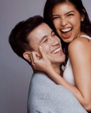 Maine Mendoza Instagram - Finally sharing some photos from a spontaneous pre-wedding shoot that have been kept in the album for a year. 🤭🤍

@juansarte @rjdelacruz @danaevernisse @justinebenitez @mrdavidmilan @ryanpanaligan13 @paolopineda
