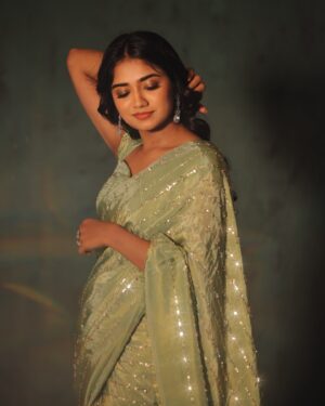 Malavika Manoj Instagram - 🌟

Photography: @bhoopalm_official
Makeup: @zai.makeover.studio
Stylist: @ishwaryaalaguvel 
Hairstyle : @preeshahairstylist 
outfit: @mayon_by_subhathracouture 
Jewelry : @fineshinejewels 
Organised by : @tamilmanioffl
