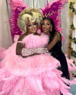 Malaysia Babydoll Foxx Instagram - Happy Birthday to one of my favorite Queens. Your kindness and love has kept me optimistic. You’re so encouraging, caring, genuine, and selfless. So happy to call you a sister and a friend. Can’t wait to move to Vegas and just sit and stare at each other. I love you to the moon. Enjoy your special day! @jaidaehall 😘❤️