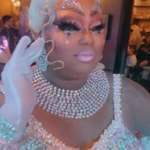 Malaysia Babydoll Foxx Instagram - Sometimes I have to remind myself of how sickening I am! 

I AM TALENTED 
I AM BEAUTIFUL 
I AM CREATIVE 
I AM WORTHY 
I AM LOVED
I AM CONFIDENT 
I AM THAT BITCH!