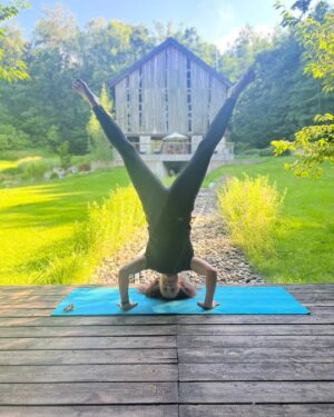 Małgorzata Pieczyńska Instagram - W Klekotkach jest miejsce przede wszystkim na relaks 🧘‍♀️🌞 A na jogę oczywiście zawsze jest miejsce🤸🏽‍♂️🧘🏻❤️

#spaday #joginka #chodźnajogę #urlopwpolsce #klekotki #klekotkisentospa #weekendowo #weekendwspa