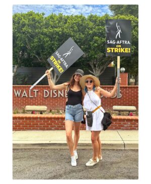 Mallory Jansen Instagram - Out here for the 160,000 actors and 20,000 writers who deserve a better deal. #sagaftrastrong #wgastrong