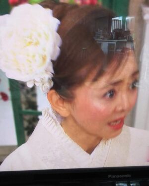 Mami Kumagai Instagram - 脇汗、

ぴっしょり。

お恥ずかしい限り

緊張で顔がほてってるし。

徹子さんの優しさ
包容力に
安心いたしました。

徹子の部屋のスタッフの皆様
ありがとうございました。

はぁ。

国民的番組に出させていただける緊張感。

ぱないです。

これからも精進します。

ももたんはぐっすり休んでます。

#徹子の部屋
#熊谷真実
#ど緊張
#徹子の部屋
#黒柳徹子さん
#ありがとうございました