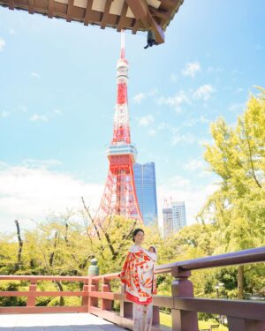 Manami Hashimoto Instagram - お宮参り💓
この日もとても暑い日でしたが風もあって過ごしやすかったな。
産着は私が赤ちゃんの頃に祖母に作ってもらったもの。40年ぶりに実家から引っ張り出してきてもらいました🥰(よだれかけには40年前の私のよだれがついてました😅)
こんなに素敵な産着を作ってもらえて天国のおばあちゃんに感謝感謝🥹
健やかに育ちますように🥹

ご祈祷はご縁をいただいたご住職　@zyodoin  にやっていただきました🥹とても貴重な時間でした(^ ^)
カメラマンさんはニューボーンフォトでもお世話なった　@bebefoto2 
今回もありがとうございました💓