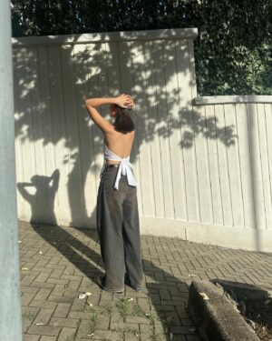 Mandy Tam Man-Huen Instagram - Boy, I got a small girl fantasy

Though I got a big laugh, big voice
and big personality🥸

Would you guarantee?✨🤍

#HOTSUMMER