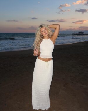 Manou Jue Cardoso Instagram - Aangespoeld