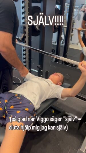 Måns Möller Instagram - Viggo kan själv 🚀🚀🚀🚀🚀