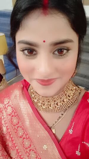 Manshi Pal Instagram - Kon hun maun🙈🤣🤣 omg maro mujhe 🤣🤣🤣

@manshipal

#reelsinstagram #reelsinsta #reels #instareels #reelkarofeelkaro #reelitfeelit #explorepage #trending #snigdharanisingh