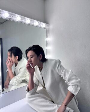 Manson Cheung Instagram - Thank you so much to the team for creating this look for me at the HONG KONG FILM AWARDS PERFORMANCE ♠️ 

Just looking at myself in the mirror and focus on what I need to do to get better.

Stylist @qqbarry
Makeup @mimilaumakeup 
Hair @francochung 
Full look: @zegnaofficial @purplepr 
Jewellery: @bulgari 

#BVLGARI #BVLGARIHK #HongKongFilmAwards #HKFA #starsinbvlgari