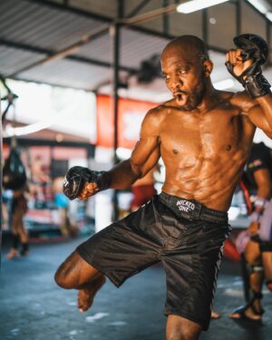 Mansour Barnaoui Instagram - It’s FIGHT WEEK | MMA 👊🏽🔥

17 May | @yveslandu and @mansourbarnaoui will be fighting MMA at @bellatormma Campionship Paris 🇫🇷 
 
⏰ 23:00 pm Thai Time 
📺 @bellatormma 

18 May | @emranhafizoglu fight MMA at @khanfightmma in Turkey 🇹🇷 
 
⏰ 00:00am Thai Time 
📺 @khanfightmma 

Let’s go! They are more than ready.

Phuket Fight Club / Champions are made not born

#muaythai #bjj #MMA #artesuave #Workout #family #phuketfightclub #phuket #thailand #trainning #thai #fighter #SIAMFIGHTNEWS #fightweek #Rajadamnern  #fightweek  #nakmuay #gym #trainning #sparring #mmacamp #paradise #lifestyle #team #bellator #paris #france #turkey