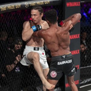 Mansour Barnaoui Instagram - Merci a tous pour le soutien, cette victoire c'est la notre #bellator #tunisia #france #mma #victory

📸 @element360_fight_dept @varomartinezphoto @adrumor