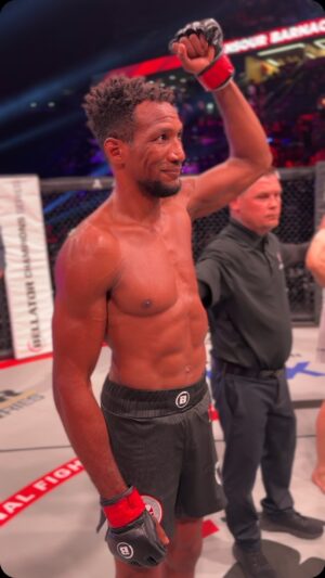 Mansour Barnaoui Instagram - #BellatorParis Result: Mansour Barnaoui def. Yusuke Yachi via submission (d’arce choke) after 4:08 of Round 1. 

#BellatorParis | LIVE NOW
🇺🇸 Live on MAX
🇫🇷 Live on DAZN
📺 http://Bellator.com/watch