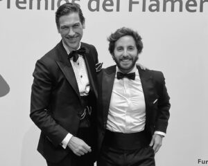Manuel Lombo Instagram - Anoche celebramos el flamenco como se merece. 

Gracias @fundacioncajasol por la creación de estos premios flamencos y por permitirme capitanear este barco, que espero llevar siempre a buen puerto, para con ello dignificar y ensalzar aún más si cabe, nuestra mayor seña de identidad.

Gracias también a los premiados por aceptar el galardón y engrandecer con su presencia la gala, así como al público que asistió y embelleció de manera sublime esta primera edición. 

¡Larga vida a los premios del Flamenco Cajasol!