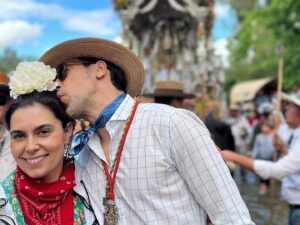 Manuel Lombo Instagram - “Vamos a cruzar el Quema, que nos espera la Virgen”. Mis compadres, mis amigos, mi familia…
#rocio2024