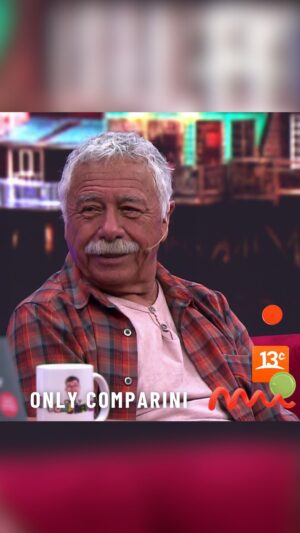 Marcelo Comparini Instagram - ¡Llegó el late más esperado de la televisión chilena! Only Comparini se estrenó en las pantallas de 13C y nos trajo de regreso a nuestro querido @marcelocomparini  como conductor.

En este espacio, Comparini recibió a @carloscaszely. El ex seleccionado nacional habló de su nuevo libro, titulado en honor a una de sus frases más recordadas: "No tengo que estar de acuerdo con lo que pienso"

💻 Revive #OnlyComparini en 13c.cl
📺 Capítulo estreno: Lunes a las 22:30 horas

#CarlosCaszely