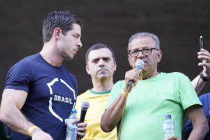 Marco Antônio Costa Instagram - Obrigado de coração a todos os brasileiros que, com bravura e determinação, compareceram à manifestação. 🇧🇷

A coragem de cada um de vocês ressoa como um grito de liberdade, inspirando todos aqueles que desejam uma nação mais justa e livre.
