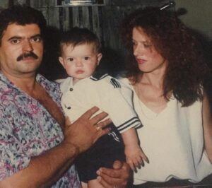 Marco Costa Instagram - Este menino sonhador, faz hoje 34 anos!
34 anos vividos intensamente 
Cheio de histórias umas mais bonitas que outras mas todas importantes para o homem que sou hoje!

Ja vivi 34 anos, mas não sei quantos anos tenho mais pela frente!
Por isso mesmo foco me no Hoje!
O meu desejo é VIVER, Ser e Fazer Feliz todos os que me rodeiam, ver os meus filhos crescer 💚💚💚

Obrigado a todos pelas lindas msg enviadas!