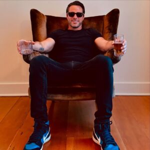 Marco Dapper Instagram - Red pill or Blue pill. #chateaumarmont