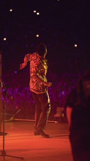Marco Mengoni Instagram - Due anni fa avete fatto tremare San Siro... 
chi lo avrebbe mai detto 15 quindici anni fa, e il prossimo saranno 16😅... a questo punto avanti a festeggiare i 50! Grazie a tutti quelli che ci credono ❤️

#MarcoNegliStadi2025