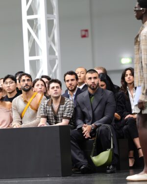 Marco Mengoni Instagram - In the mood 

@fendi 
#adv
