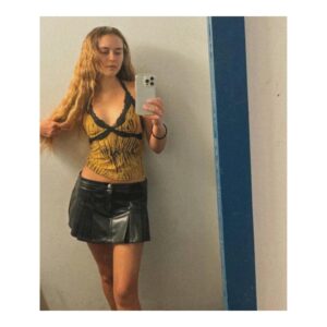 Margo Hayes Instagram - ✽𝓌𝒾𝓁𝒹✽🐅
.
.
pic 5 @taylor._shaffer
