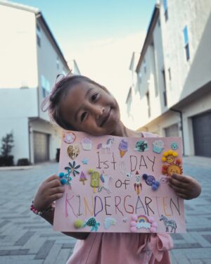 Mari Madrid Instagram - FIRST DAY OF KINDERGARTEN 😭😭😭😭😭😭😭