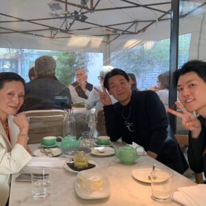 Mari Natsuki Instagram - #londondiaries 
#memories 
#appreciate
#homies
#friend

この4ヶ月で、パリからスイス、ドイツ、中東から、もちろん日本から、
そして、地元の友人知人もたくさん観に来てくれました！
ありがとう......

So many friends from different regions like Paris, Switzerland, Germany, the Middle East, of course Japan and the local UK came to see me and the musical during the 4 months!
Thank you all so much!