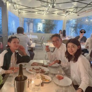 Mari Natsuki Instagram - #londondiaries 
#memories 
#appreciate
#homies
#friend

この4ヶ月で、パリからスイス、ドイツ、中東から、もちろん日本から、
そして、地元の友人知人もたくさん観に来てくれました！
ありがとう......

So many friends from different regions like Paris, Switzerland, Germany, the Middle East, of course Japan and the local UK came to see me and the musical during the 4 months!
Thank you all so much!