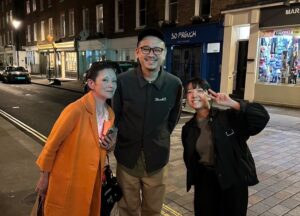Mari Natsuki Instagram - #londondiaries 
#memories 
#appreciate
#homies
#friend

そして、あの方もこの方も観てくださいました👀
ありがたいな......

In addition, this friend, that friend, this friend and that friend all came to London to see me perform.👀
Thank you for visiting!