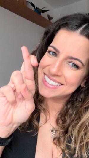 Maria Bopp Instagram - força artistas guerreiros vamo que vamo