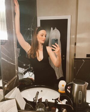 Maria Ehrich Instagram - Some mirror impressions from yesterday’s Filmball look. Picture three pretty much sums up how life is presenting itself at the moment. Glamourous upfront and pretty messy & with a lot of kid related stuff in the back 😅… 
Thank you to…
@philippverheyen 🥰 & @corina_friedrich for the gorgeous hair & makeup 💄✨
@luijvpi for throwing together a great look last minute 🍾 🧚🏻‍♀️
@bulgari for making the jewellery happen even more last minute 💎 

& last but not least @constantinfilm for inviting me - so excited for our upcoming movie 👑 🗡️ 🐉 „Chantal im Märchenland“ @chantalfilm 👉🏻 ab 28.03.2024 IM KINO!!! 🥰🌸