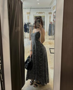 María Karla Gómez Instagram - Disfrutando del proceso, de esas bendiciones que nos da la vida, de la buena compañía, de esa comida favorita, del sol y la buena música y sobre de todo de Quito porque después de  11 años viviendo aquí,me voy a otra ciudad 🙈🫰🏻🥹❤️…

#nuevoscomienzos #nosfuimos #nuevosretos