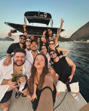 Mariana Molina Instagram - não dá pra sair dessa cidade… dessas pessoas…
♥️