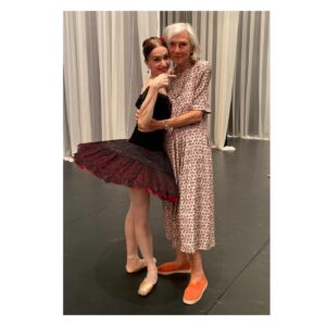 Marianela Núñez Instagram - This woman has been my rock for the past few days!
Because having people to support us and guide us is always important…
Thank you for your humanity and love dear Olga ❤️
I will never forget everything you did and are doing for me ❤️
Photo by another rock @yasmine_naghdi (I am making another post of us separately ❤️)