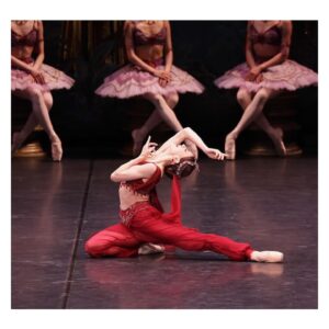 Marianela Núñez Instagram - World Ballet Festival 2024 by @nbs_japan ❤️
Todo el Repertorio que baile (y falta una foto de Bella Durmiente) ✨
Photos Kiyonori Hasegawa