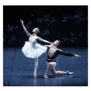 Marianela Núñez Instagram - World Ballet Festival 2024 by @nbs_japan ❤️
Todo el Repertorio que baile (y falta una foto de Bella Durmiente) ✨
Photos Kiyonori Hasegawa