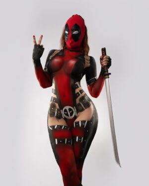 Marina Valmont Instagram - LADY DEADPOOL ❤️ 
Bodypaint @fernello.vision 
Feat @marinavalmont 
#deadpool #marvel #cosplay