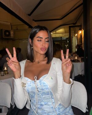 Marine El Himer Instagram - Moi je m’appelle Lolita 🎶 💇🏽‍♀️

#new #hair #photooftheday #love #transformation