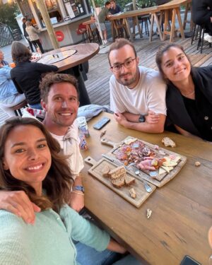 Marine Lorphelin Instagram - Weekend PARFAIT ⛰️🥰
Chamonix tu ne nous déçois jamais ! 

Trail, VTT, rando 💪🏽
Mais aussi super ambiance, bonne nourriture, apéros avec les copains Max & Laurianne et détente dans notre hôtel préféré @foliedoucehotelschamonix ! 

À très bientôt Cham, dans l’effervescence de l’UTMB 🤩

#chamonix #weekendfrance #montagne #lafoliedouce - invitation -