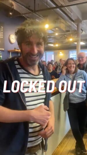 Mark Watson Instagram - Ideally I would’ve liked to start today’s show in the theatre, not the bar…

#markwatson #taskmaster #comedian #tour #standup #bar #pints #bristol