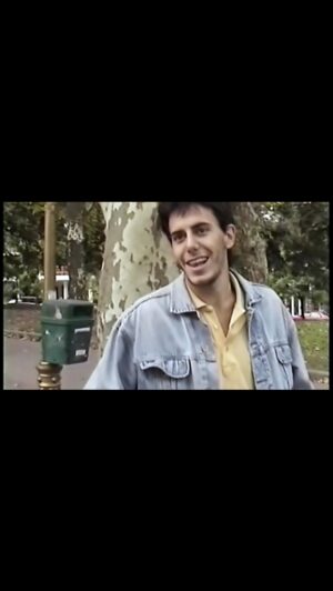 Martín Garabal Instagram - Hace 21 años. Tranqui, ayer. Haciendo una parodia de Wild On, un programa muy mersa de E! con mi amado @arielmartinezherrera