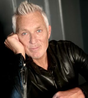 Martin Kemp Instagram - Just wanna say a big thank you to everyone who is coming out to my back to the 80s gigs… your response is overwhelming, they are the most fun I have ever had xx 
I can see they are for you too!!
Big love to all of ya!
Mx
MartinKempdj.com for dates