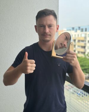 Martin Mikyska Instagram - 🏆 Trofej stále nenalezena, ale nebojte se, máme náhradu. 

Seznamte se s novou trofejí SURVIVOR 2024