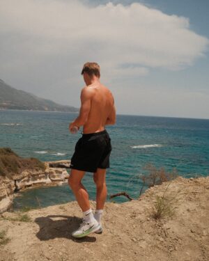 Martin Ødegaard Instagram - It’s been a good break ☀️🔋