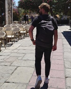 Marvin Matyka Instagram - walking throught the street of Kos ❤️🇬🇷 

#kos #greece #greece🇬🇷 #travel #travelphotography #mitsisbluedomes #sunnyday #oldtown #kardamaina #holiday #holidays #urlaub #griechenland #griechenlandurlaub #griechenland🇬🇷 #travelphotography #greecetravel #island #kosisland #wine #taverna #goodvibes #goodtimes #summertime #mitsishotels #walking #treveling #travelgram @nike #nike #nikeairforce1