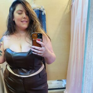 Mary Lambert Instagram - Possible tour outfits, pick your fave!

Also if you live in San Diego, Los Angeles, Sonoma, Bend, Boise, Portland, or Seattle get your tickets NOW or I’m gonna pull this car over and I mean it!!!