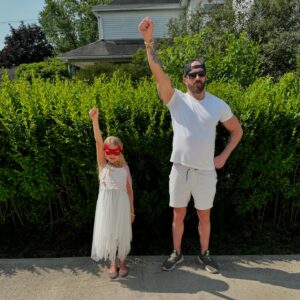 Mary Louis Kanellis-Bennett Instagram - Happy Father’s Day!!! I wouldn’t want to do this crazy life with anyone else!!! We love you to the Moon and Mars and back… what’s next?