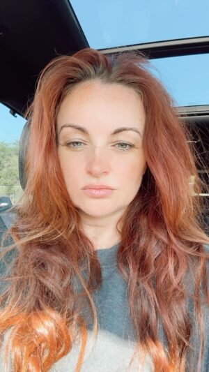 Mary Louis Kanellis-Bennett Instagram - Waiting… #thyroidproblems #adrenalhealth #part2