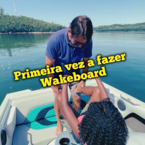 Mastiksoul Instagram - Campeão nacional futebol na sua categoria pelo @academia.gduericeirense , participou no vídeo clip Tou na Moda e outros mais,surfista, faz karting, educado, meigo, fez wakeboard pela primeira vez na vida com distinção. Tudo isto com apenas 12 anos de idade. 
Há quem diga que ele é uma cópia do Pai, só eu sei o quanto eu sou orgulhoso e feliz de o chamar meu filho🥹.
Obrigado @montebelohotels por tudo, o carinho que recebemos de todos é único❤️.
#mastiksoul #proud